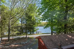240 W Shore Dr, Hawley, PA 18428 - Photo 15