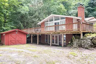 240 W Shore Dr, Hawley, PA 18428 - Photo 7