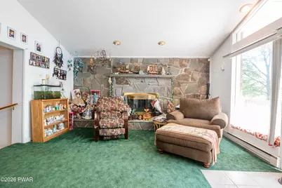240 W Shore Drive, Hawley, PA 18428 - Photo 31
