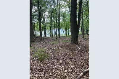 1 E 13 E Shore Drive, Hawley, PA 18428 - Photo 7