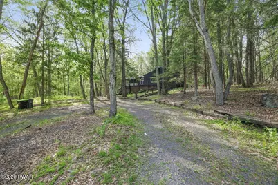 2329 Cramer Court, Bushkill, PA 18324 - Photo 3