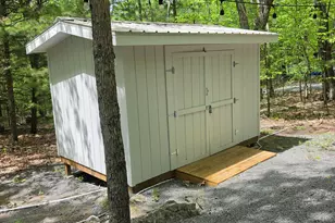 107 Redwood Ln, Shohola, PA 18458 - Photo 17