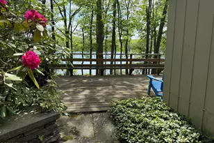 822 Dogwood Ct, Lords Valley, PA 18428 - Photo 11