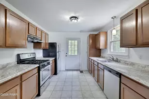 286 Mozzette Rd, Canadensis, PA 18325 - Photo 9
