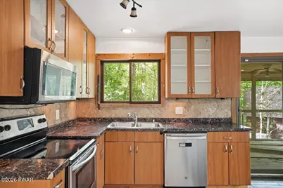 100 Splitrail Lane, Lake Ariel, PA 18436 - Photo 11