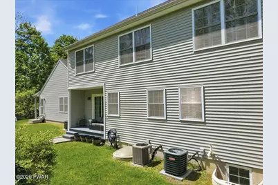 4109 Milford Landing Drive, Milford, PA 18337 - Photo 9
