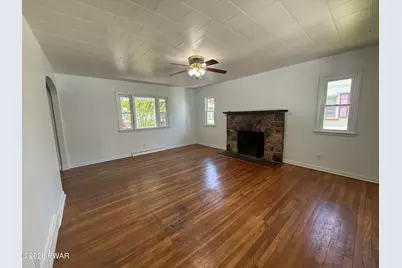 2 Dervend Circle, Matamoras, PA 18336 - Photo 7