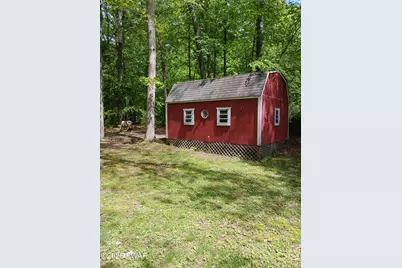 107 Fawn Lake Drive, Dingmans Ferry, PA 18328 - Photo 15