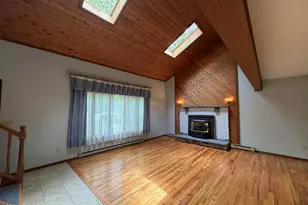 208 Mountain View Dr, Hawley, PA 18428 - Photo 5