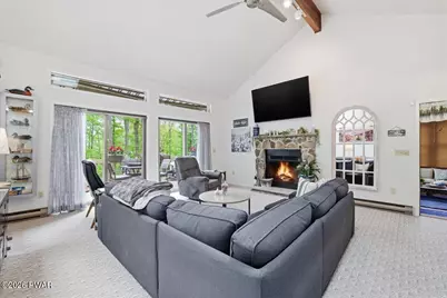 599 Lakeshore Drive, Lakeville, PA 18438 - Photo 7