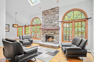 106 Quarry Ln, Tafton, PA 18464 - Photo 13