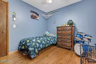 809 Rimrock Ct, Lords Valley, PA 18428 - Photo 17