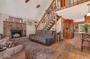 809 Rimrock Ct, Lords Valley, PA 18428 - Photo 7