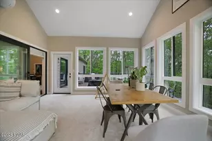 805 Visalia Ct, Lords Valley, PA 18428 - Photo 23