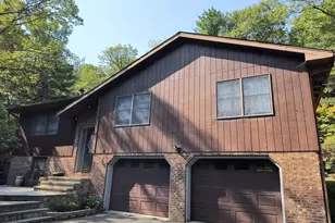 145 Pedersen Ridge Rd, Milford, PA 18337 - Photo 1