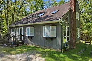 206 Fellowship Dr, Hawley, PA 18428 - Photo 1