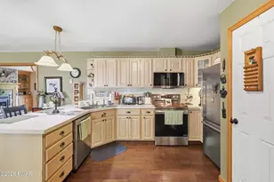 58 Thunderbird Rd, Pleasant Mount, PA 18453 - Photo 9