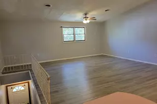 18 Parish Ct, Carbondale, PA 18407 - Photo 9