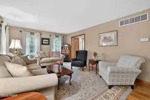107 Valley Ct, Milford, PA 18337 - Photo 7