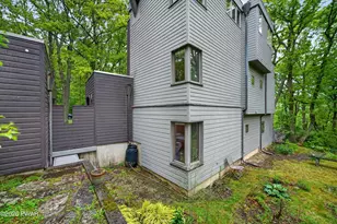 220 Kinsale Ln, Dingmans Ferry, PA 18328 - Photo 55