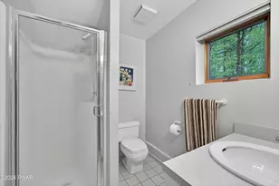 220 Kinsale Ln, Dingmans Ferry, PA 18328 - Photo 41