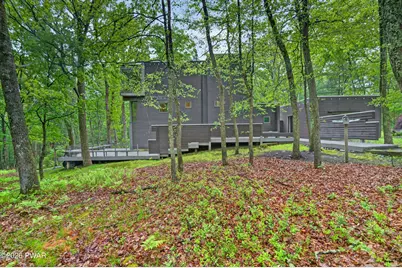 220 Kinsale Lane, Dingmans Ferry, PA 18328 - Photo 47
