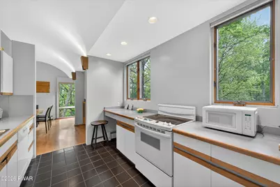 220 Kinsale Lane, Dingmans Ferry, PA 18328 - Photo 27