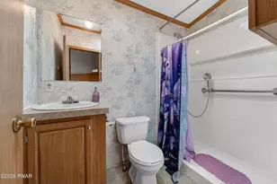 131 Hollister Dr, Moscow, PA 18444 - Photo 37