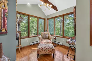 105 Cliff Dr, Hawley, PA 18428 - Photo 5