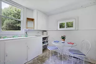 327 Garfield Ave, Hawley, PA 18428 - Photo 21
