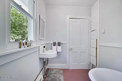 327 Garfield Avenue, Hawley, PA 18428 - Photo 39