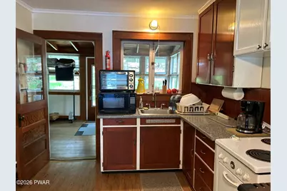 111 Ridgefield Point Road, Greentown, PA 18426 - Photo 15