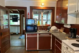 111 Ridgefield Point Rd, Greentown, PA 18426 - Photo 15