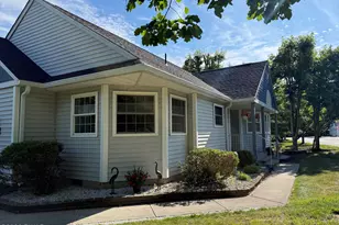4062 Circle Ct, Milford, PA 18337 - Photo 3