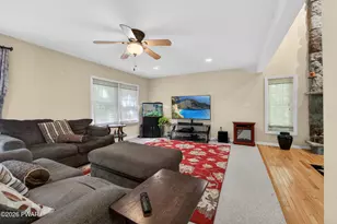 101 Water Frst Ct, Dingmans Ferry, PA 18328 - Photo 15