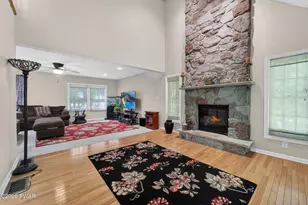 101 Water Frst Ct, Dingmans Ferry, PA 18328 - Photo 7