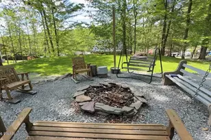 100 7th St, Greentown, PA 18426 - Photo 5
