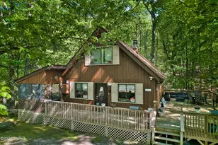 129 Hickory Dr, Lords Valley, PA 18428 - Photo 1