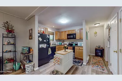 129 Hickory Drive, Lords Valley, PA 18428 - Photo 11