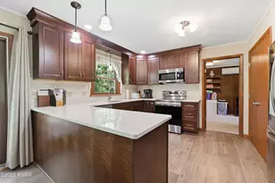 17 Elizabeth Ave, Honesdale, PA 18431 - Photo 13