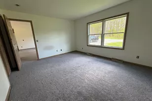 3205 Creamton Dr, Lake Como, PA 18437 - Photo 9