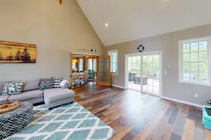 117 Country Club Dr, Hawley, PA 18428 - Photo 17