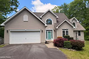 117 Country Club Dr, Lords Valley, PA 18428 - Photo 3