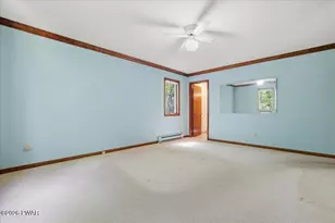806 Lariat Ct, Hawley, PA 18428 - Photo 53