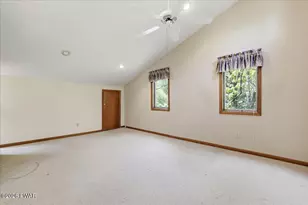 806 Lariat Ct, Hawley, PA 18428 - Photo 43