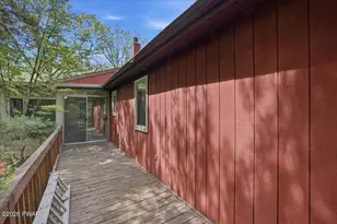 806 Lariat Ct, Hawley, PA 18428 - Photo 37