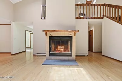 806 Lariat Court, Hawley, PA 18428 - Photo 11