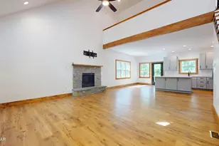 102 Pawnee Rd, Shohola, PA 18458 - Photo 7