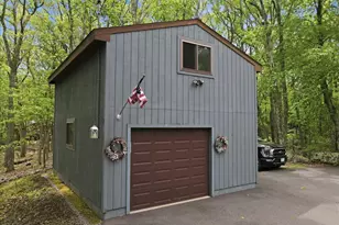 206 Canoe Brook Dr, Hawley, PA 18428 - Photo 83