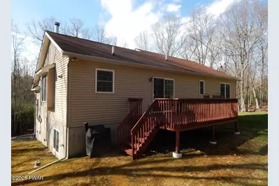 102 Crescent Lake Cove Court, Milford, PA 18337 - Photo 5